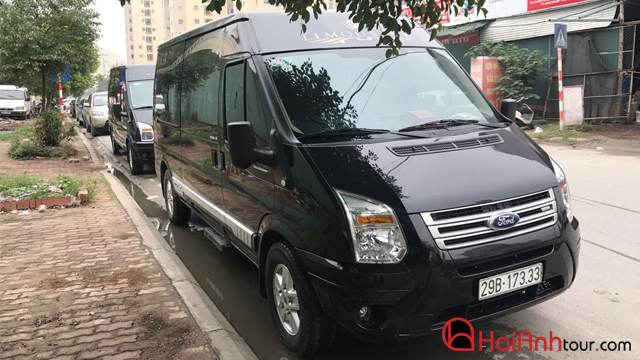 Cho thuê xe cưới 9 chỗ Ford Transit Dcar Limousine