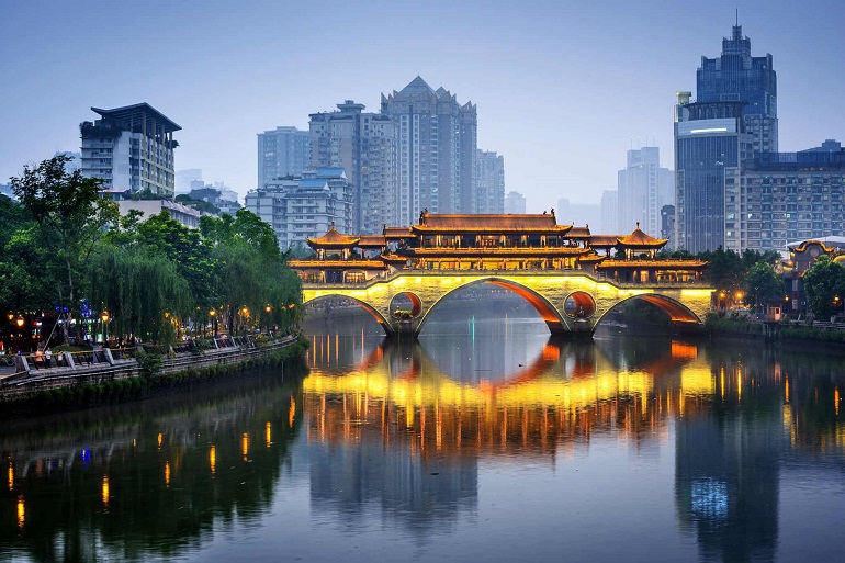 Phong cảnh tuyệt đẹp dọc đường đi Tứ Xuyên