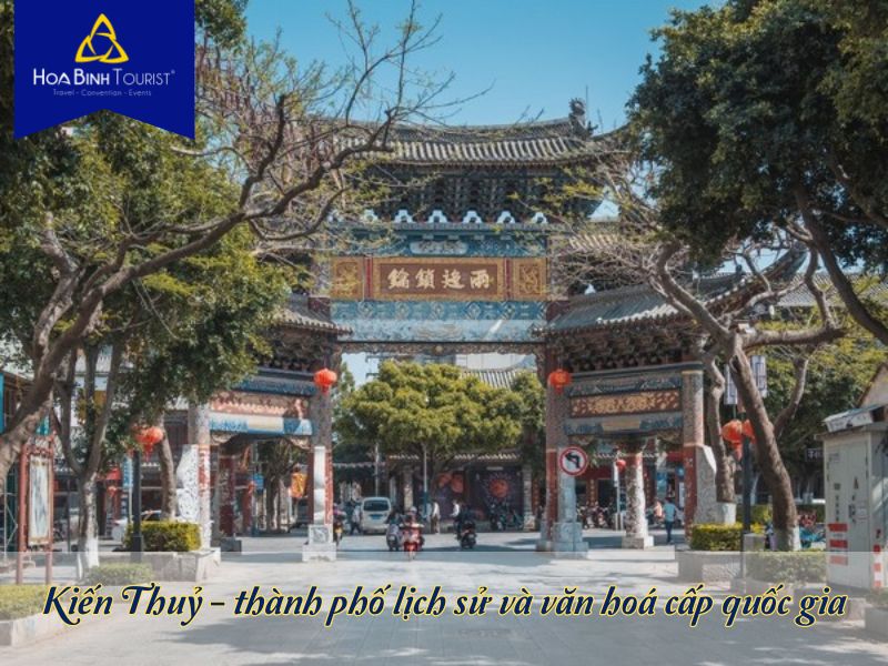 Bún Qua Cầu Kiến Thủy