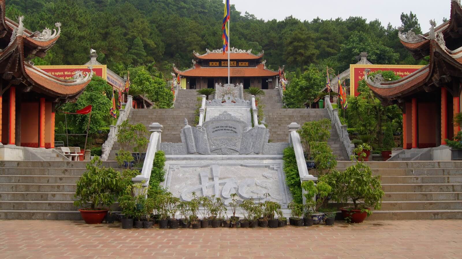 Phong cảnh thiên nhiên hữu tình tại Côn Sơn - Kiếp Bạc