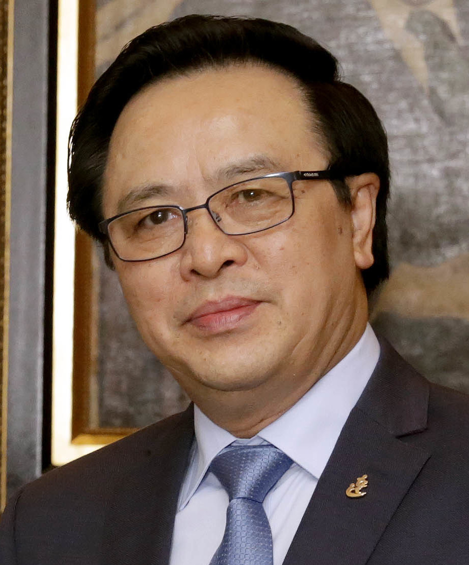 Ông Hoàng Bình