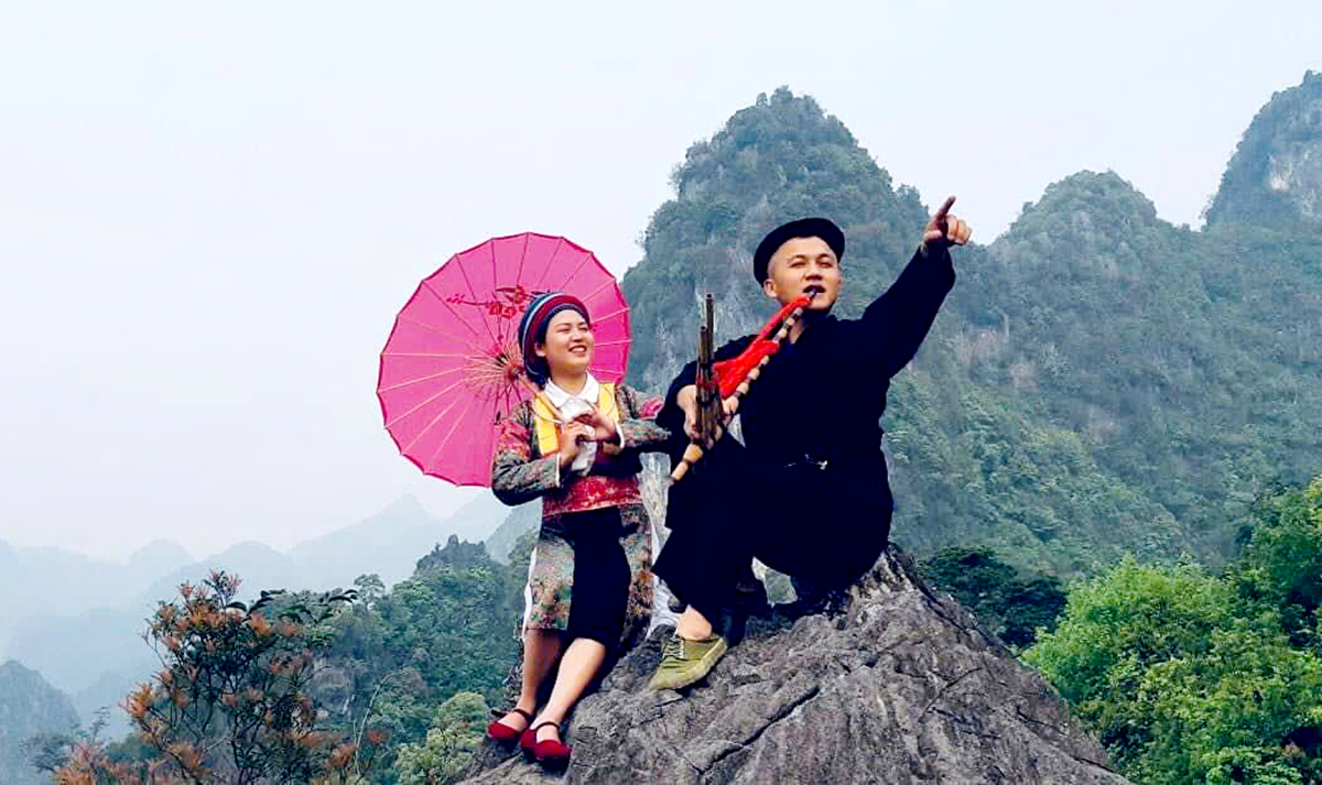 Đồng Văn ơi, nơi trái tim hòa nhịp cùng tiếng khèn và điệu múa!