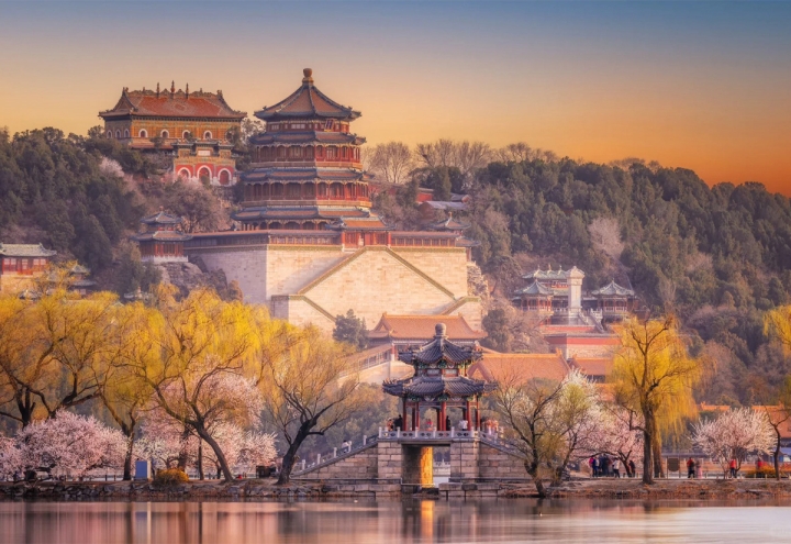 Cầu trên Tây Hồ