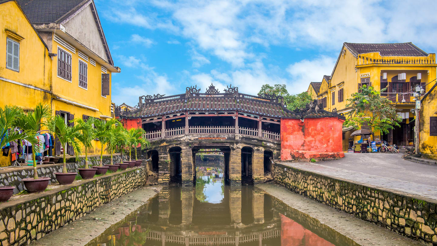 Thuyền hoa đăng trên sông Hoài lúc chiều tà