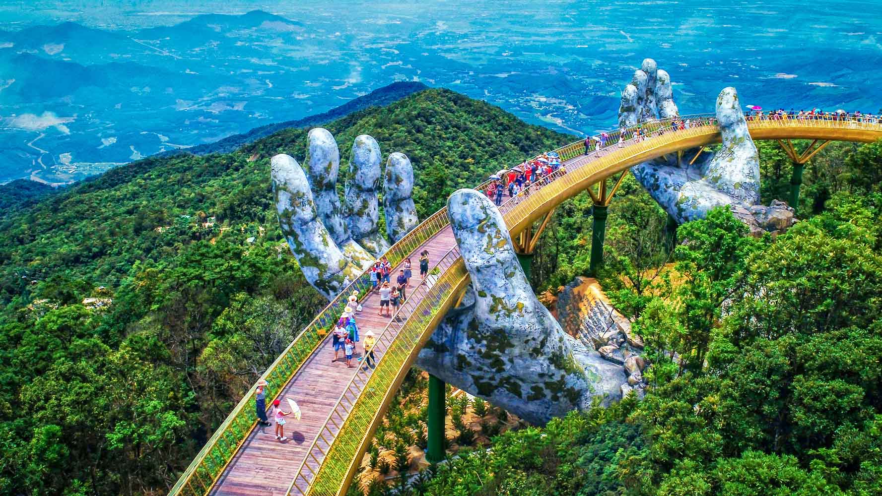 Cầu Vàng tại Bà Nà Hills