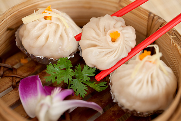 Món bánh bao cua hấp dẫn