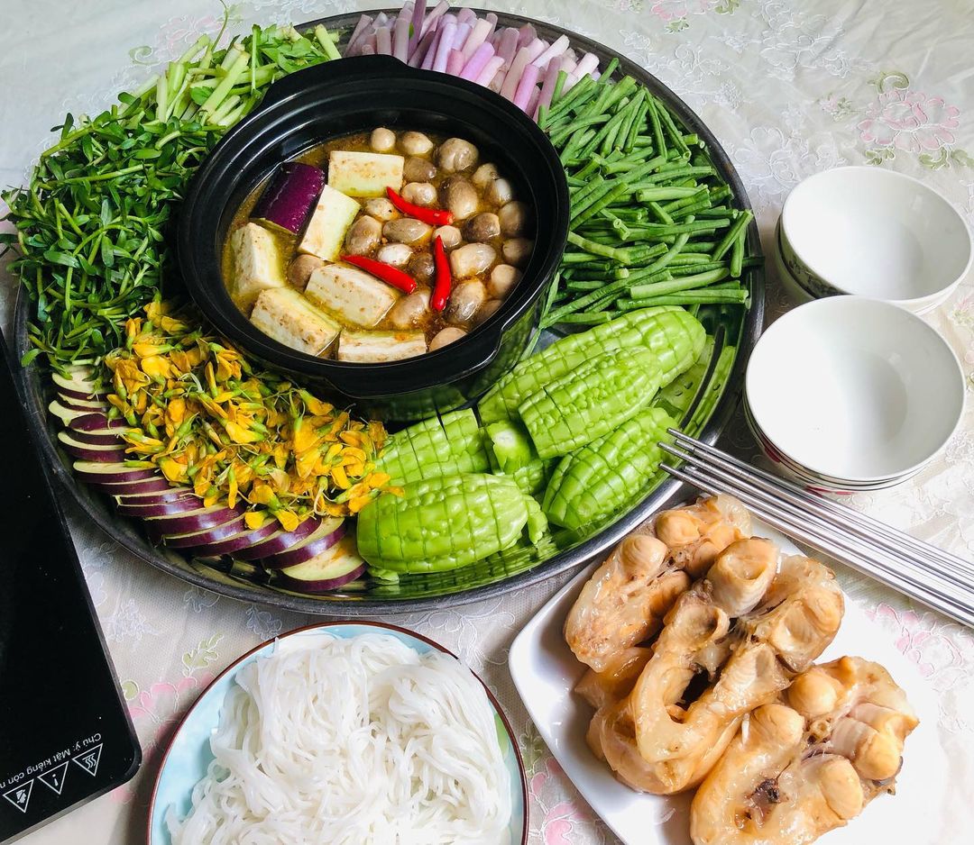Nồi lẩu mắm miền Tây thơm lừng