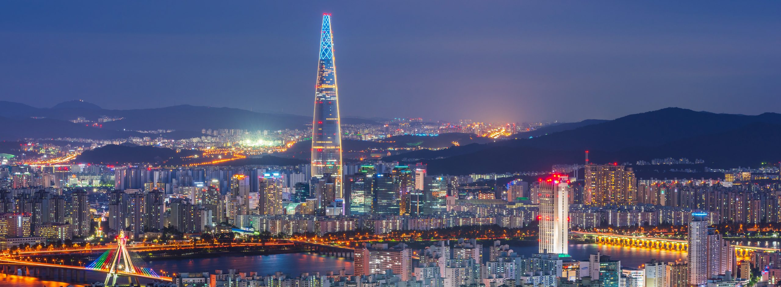 Bức tranh Seoul lung linh lúc chiều tà