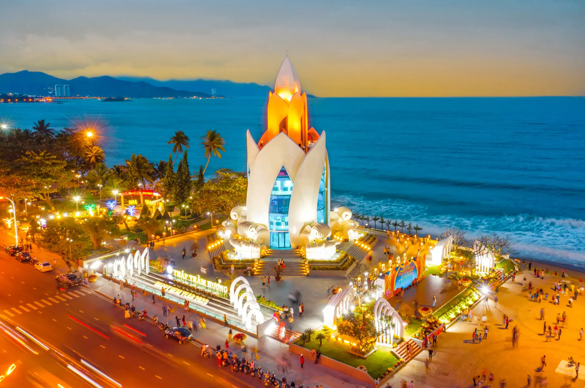 Toàn cảnh thành phố biển Nha Trang