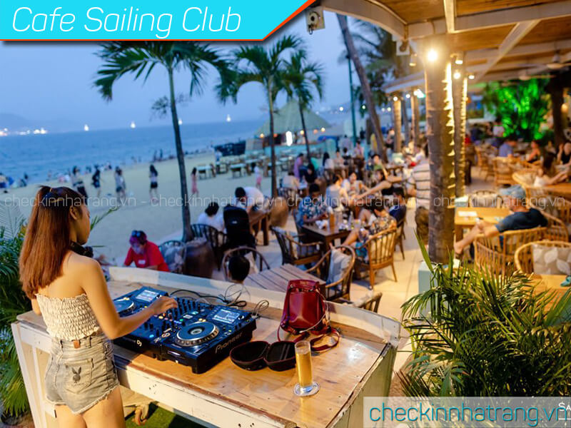 Không gian sôi động của Sailing Club Nha Trang