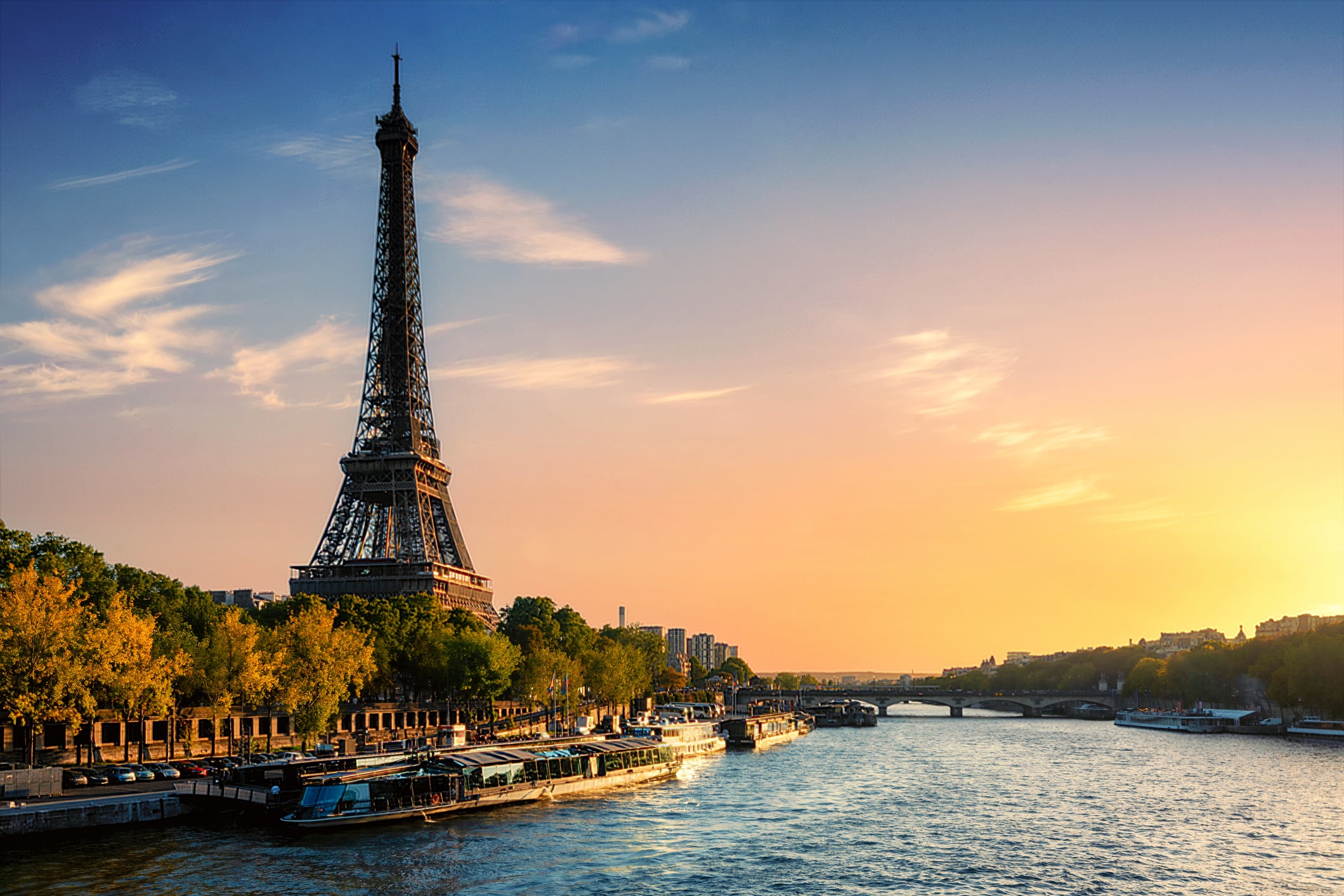 Quang cảnh thành phố Paris