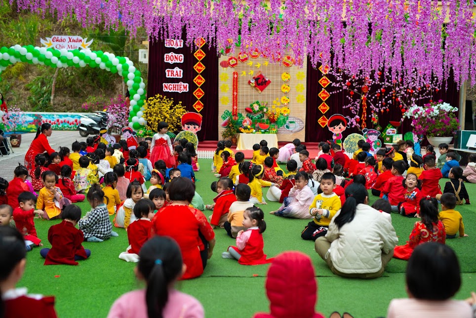 Phú Quốc ơi, không chỉ là nắng vàng biển xanh mà còn là trái tim nồng hậu!