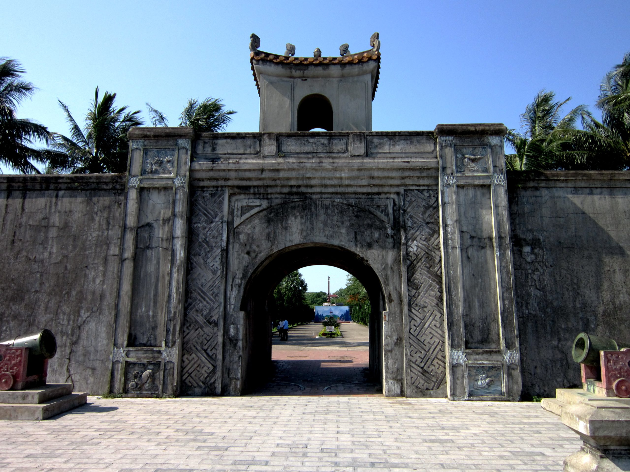 Thành Cổ Quảng Trị trang nghiêm