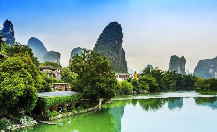 Cảnh quan xanh mát trong công viên Quế Lâm