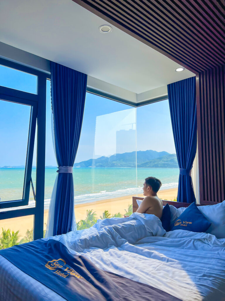Phòng khách sạn Seagull Hotel Quy Nhơn nhìn ra biển