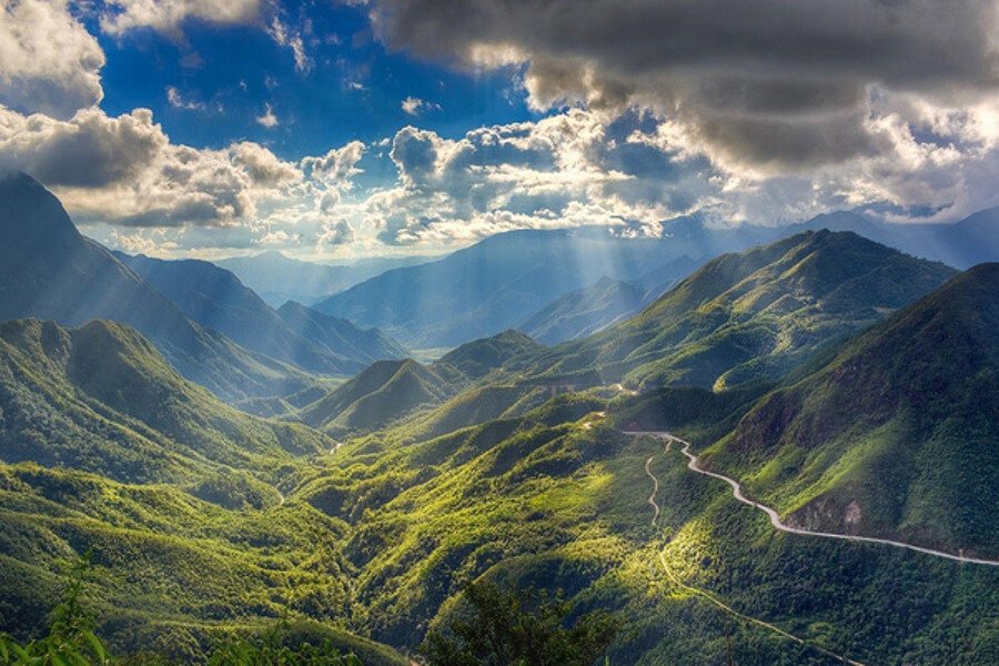 Toàn cảnh Đèo Ô Quy Hồ