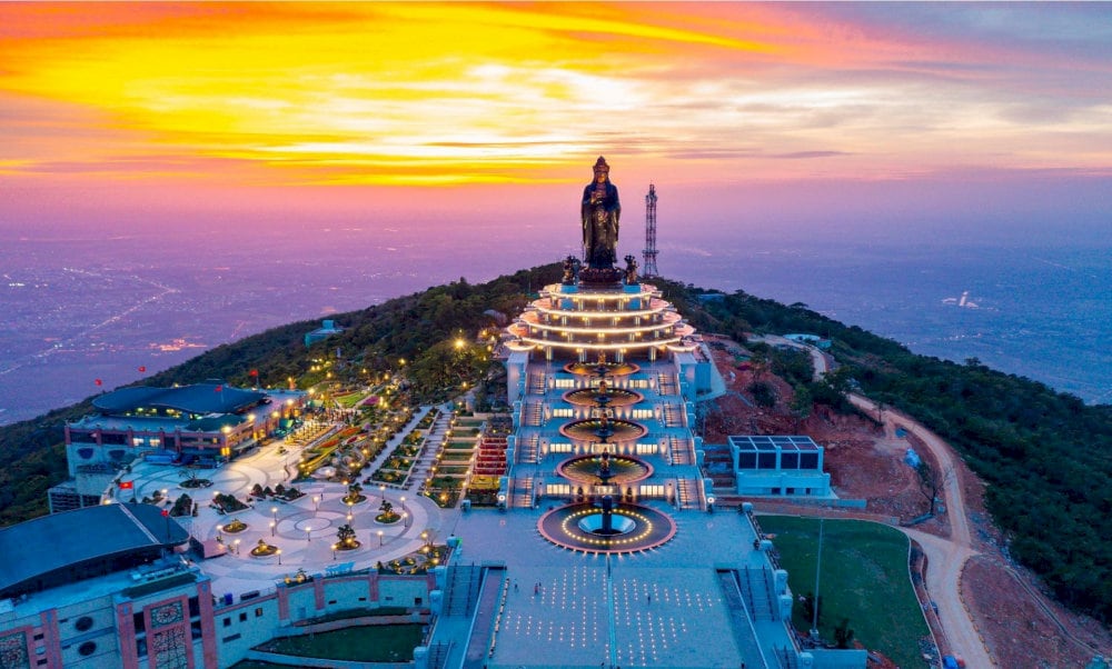 Tây Ninh: Chuyến Đi Thanh Xuân Khó Quên Nơi Miền Đất Thánh