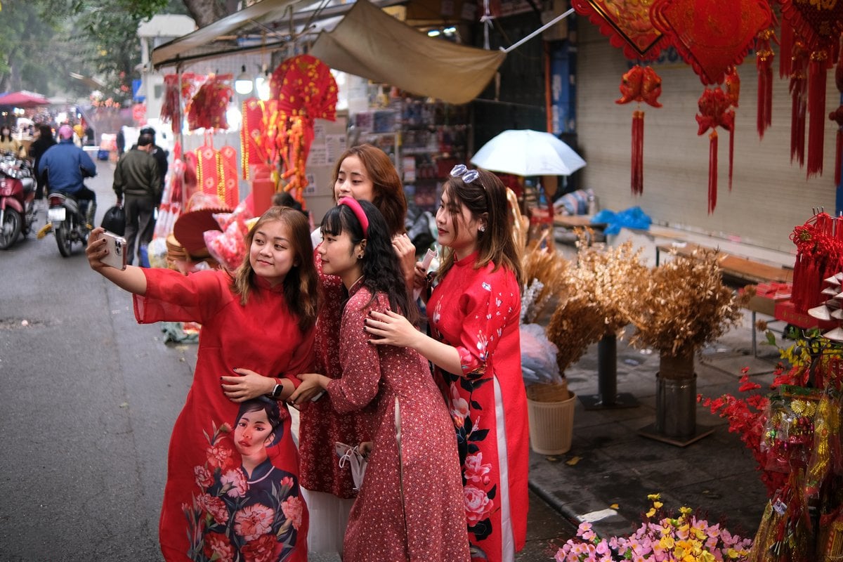 Chợ Hoa Xuân Hà Nội