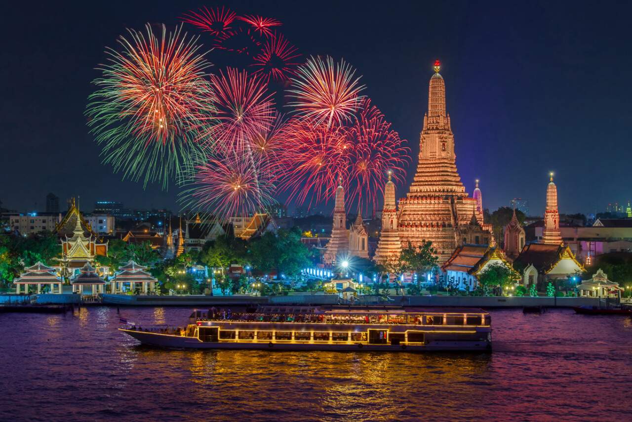 Không khí Tết ấm cúng ở Thái Lan