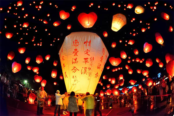 Lễ hội đèn lồng Trung thu