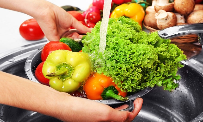 Quản lý nhà hàng giải quyết vấn đề
