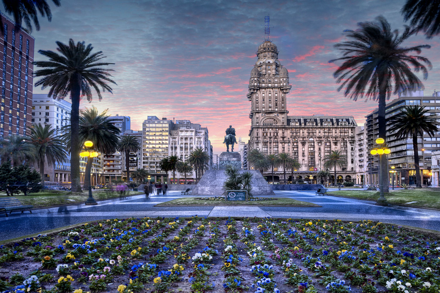 Uruguay: Về miền đất của nắng, gió, những điệu nhảy mê say và hương vị thịt nướng quyến rũ!